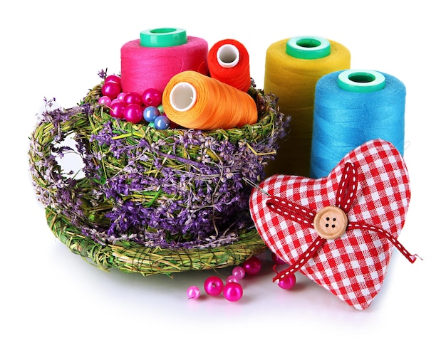 zbiór kolorowych nici do haftu